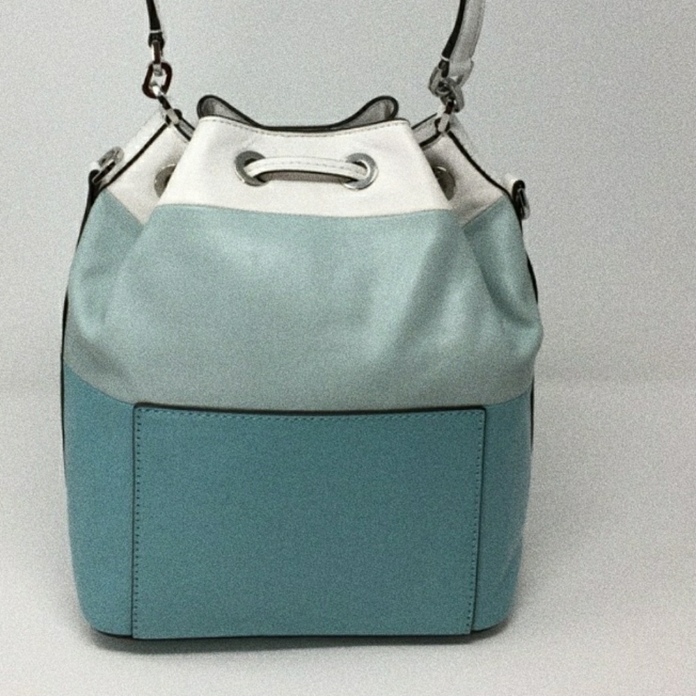 Michael kors bucket bag